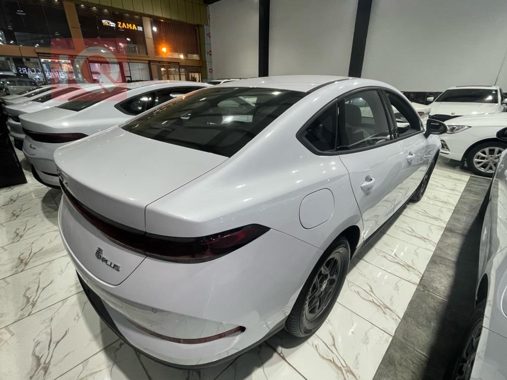 بی وای دی Qin Plus